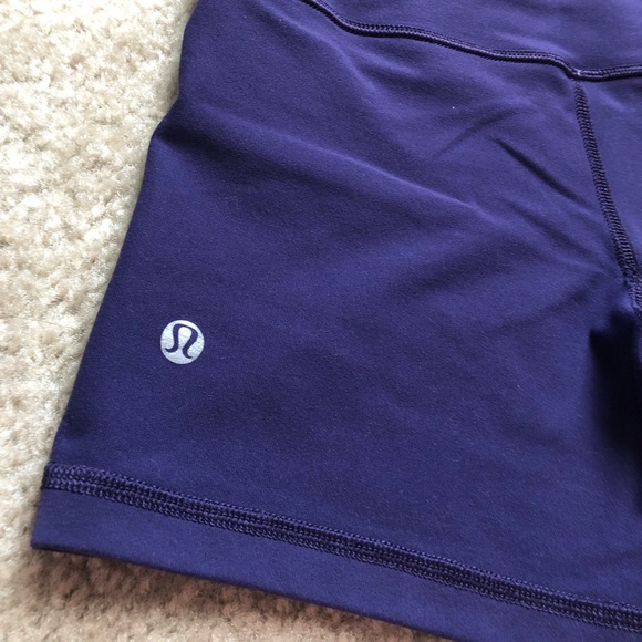 SOLD Lululemon reversible shorts - Picture 7 of 7